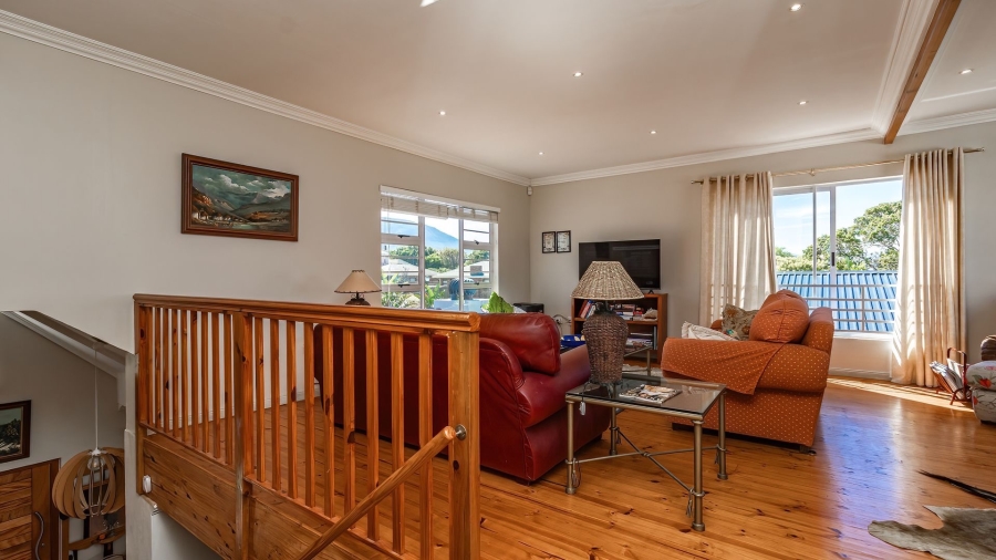4 Bedroom Property for Sale in Kleinmond Western Cape
